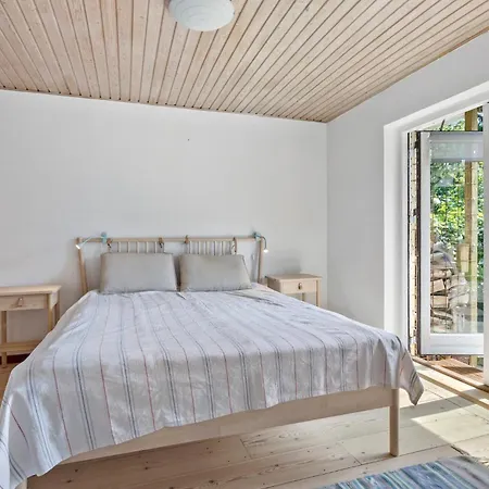 Stunning In With Wifi Hundested