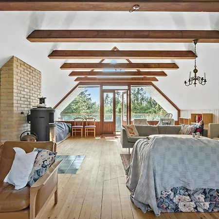 Amazing In With Kitchen Holiday home